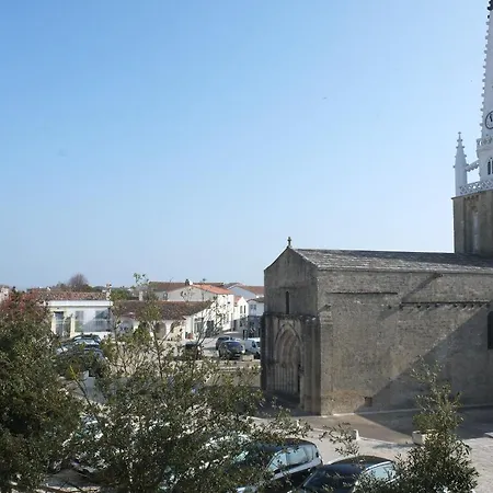 فندق Le Senechal