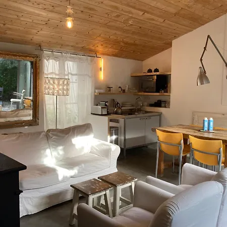 Le Senechal Отель