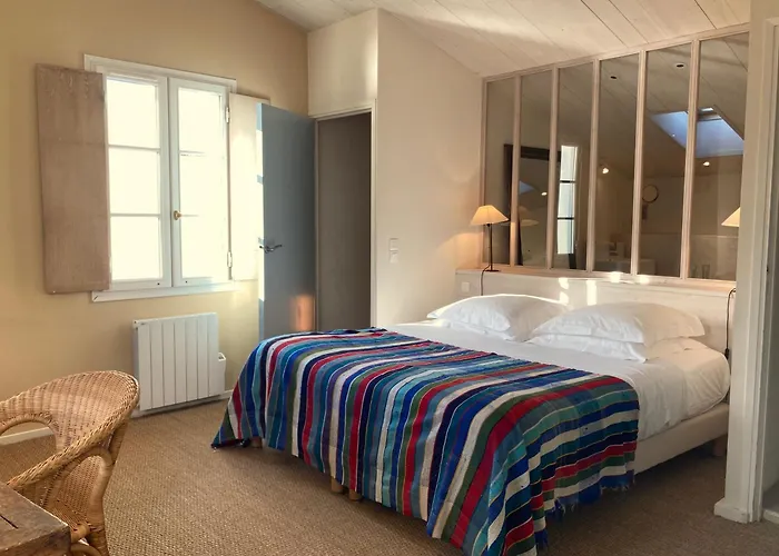 Hotel Le Senechal 3*